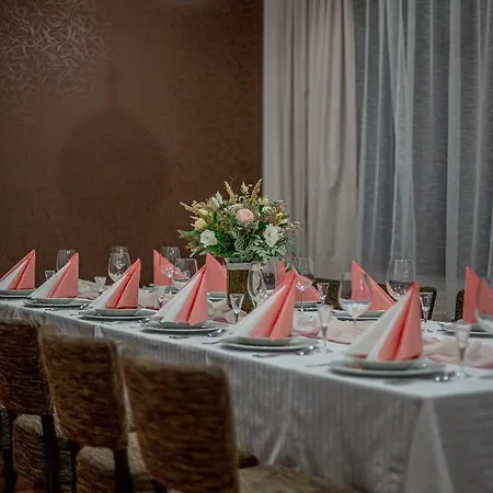מלון City Hotel
