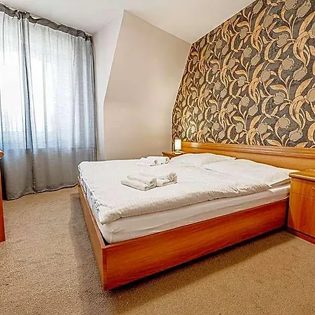 City Hotel 3*