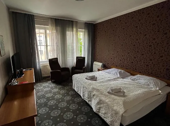 City Hotel Hotel 3*